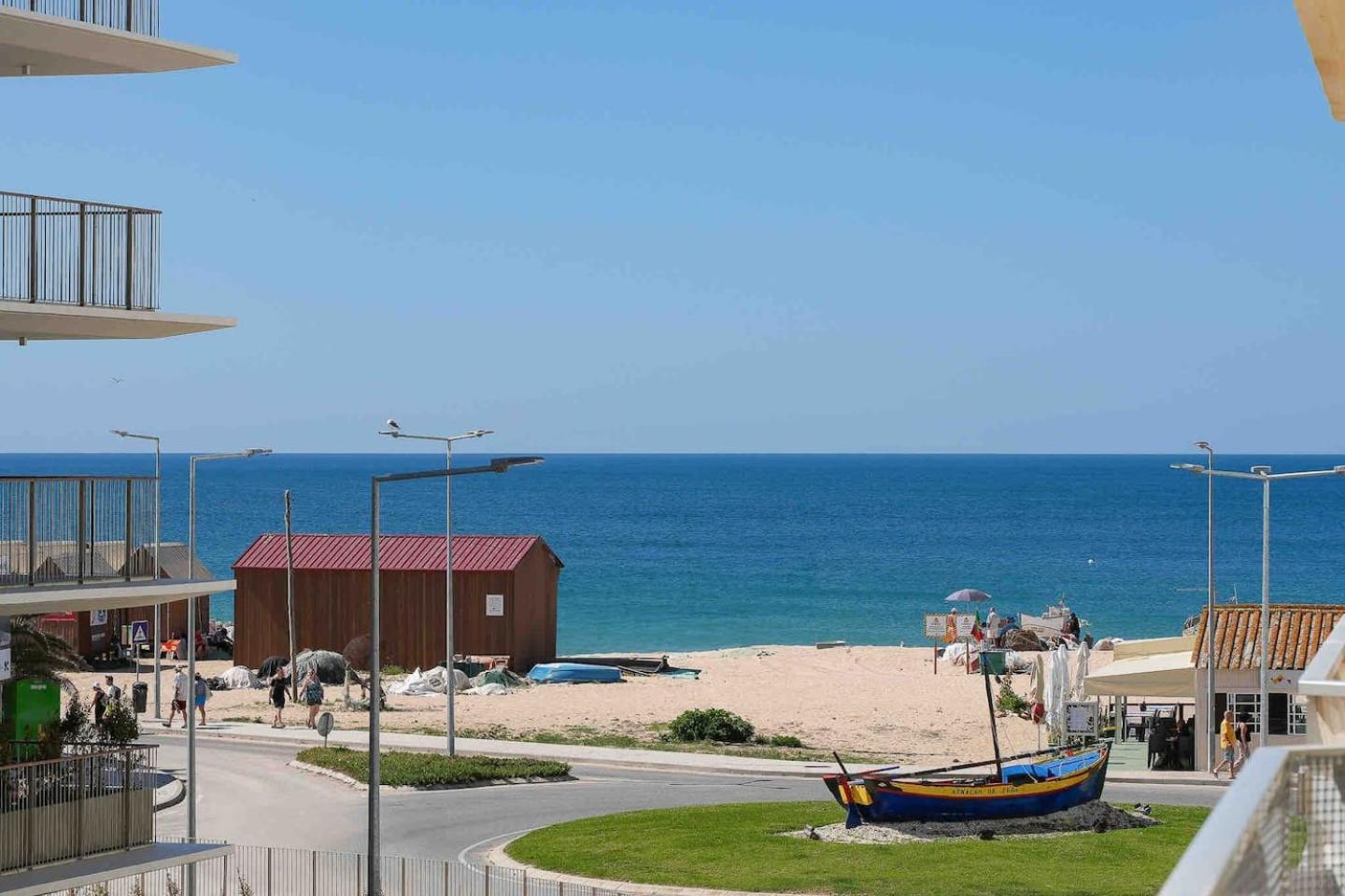 Spacious Beach 2 Bedroom Apt Sleep6 By Promenade Armacao de Pera Exterior foto